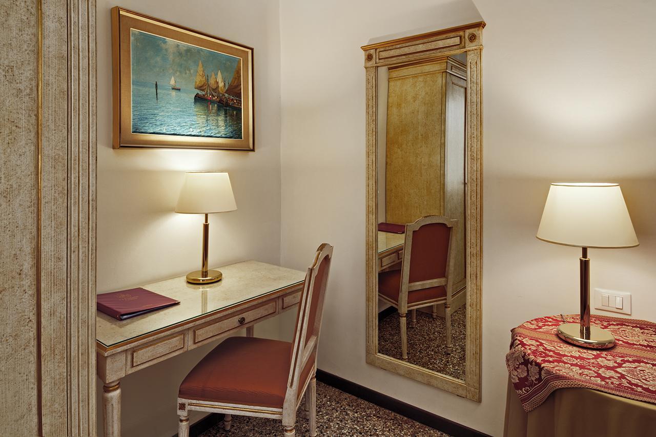 Ca' Bragadin E Carabba Hotel Venice Luaran gambar